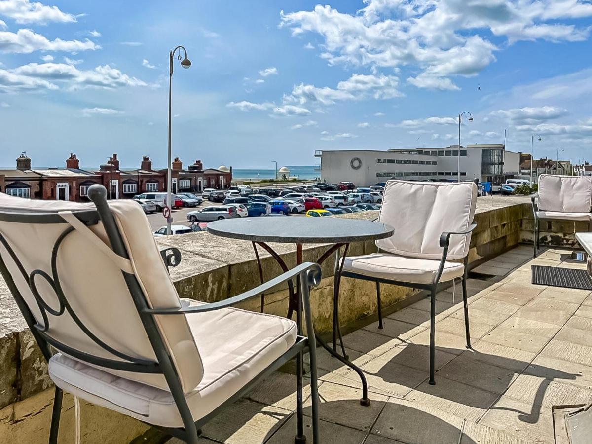 Вилла Crossways Mansions Бексхилл Экстерьер фото